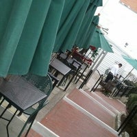 3/21/2012에 LEENA K.님이 Vicolo Pizza and Trattoria에서 찍은 사진