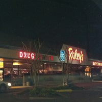 Photo taken at Raley&amp;#39;s by Fhortz on 2/23/2012