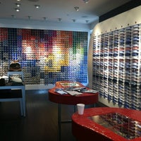 Photo taken at Suitsupply Chicago by Julie E. on 7/7/2012