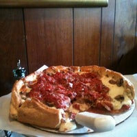 Photo taken at Pete&amp;#39;s Pizzeria #2 by Nicolas H. on 6/29/2012