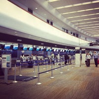 Photo taken at United Airlines Priority Security Checkpoint by Tatsuhiko M. on 6/12/2012