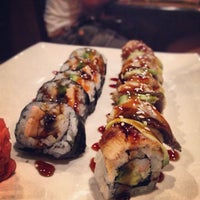 Снимок сделан в Kobe Sushi Japanese Steakhouse пользователем Santos W. V. 9/3/2012