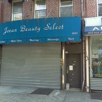 Photo taken at Joeann Beauty Salon by Rubys H. on 5/19/2012