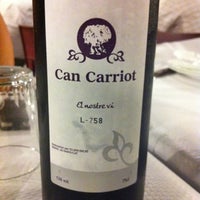 รูปภาพถ่ายที่ Can Carriot โดย Jonathan เมื่อ 7/27/2012