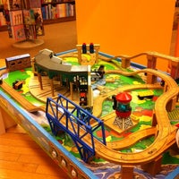 Barnes Noble Minnetonka Hopkins Minnetonka Mn