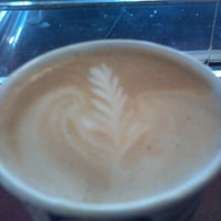 2/5/2012 tarihinde Zac K.ziyaretçi tarafından Metropolitan Coffee'de çekilen fotoğraf
