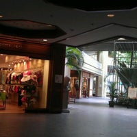The Pualeilani Atrium Shops, Honolulu