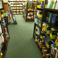 Photo taken at Barnes &amp;amp; Noble by Robert R. on 9/2/2012