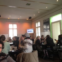 Foto tomada en Nelson&#39;s - Cafe-Restaurant-Bar  por Enes el 3/15/2012