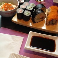 Photo taken at Sushi Qube by Valerie on 7/3/2012