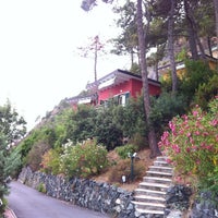 Foto diambil di La Francesca Resort oleh Aart V. pada 7/14/2012