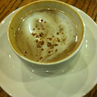 Photo taken at The Coffee Bean &amp;amp; Tea Leaf by Sammy Q. on 5/27/2012