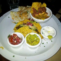 Photo taken at DF Restaurante Mexicano by Ismael Q. on 8/29/2012