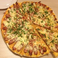 Photo taken at Pizza House by VOGUE _. on 6/13/2012