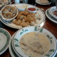 Photo taken at Olive Garden by Jennifer C. on 3/25/2012