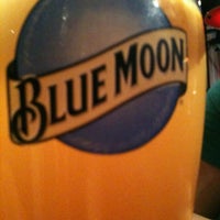 Photo taken at Red Robin Gourmet Burgers and Brews by Steve C. on 8/19/2012