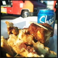 Photo taken at North Hollywood Friday Food Trucks (aka NoHo Dine Out Friday Nights) by Jimmy A. on 6/2/2012
