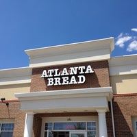 Photo taken at Atlanta Bread by Mathew P. on 6/7/2012