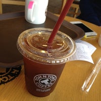 Photo taken at TOM N TOMS COFFEE by 안 숙. on 5/26/2012