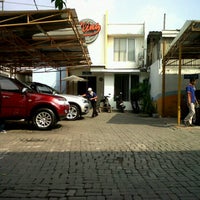 Photo taken at Cling Car Care and Car Wash by Kemas A. on 6/24/2012