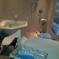 Photo taken at Japanese Spa Zen by Clair S. on 8/8/2012