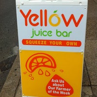 Снимок сделан в Yellow - A Juice Bar пользователем Marie Gooddayphoto W. 7/28/2012