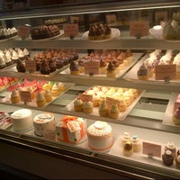 Photo taken at Sweet Cupcakes by Hazal Y. on 7/5/2012