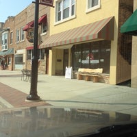 รูปภาพถ่ายที่ Main Street Market โดย Bill L. เมื่อ 8/29/2012