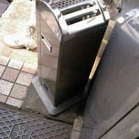 Photo taken at 赤札堂 砂町店 by Makot on 5/6/2012