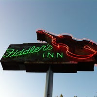 Photo taken at Fiddler&amp;#39;s Inn by Mike S. on 7/27/2012