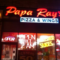 Foto diambil di Papa Ray&amp;#39;s Pizza &amp;amp; Wings oleh James C. pada 6/19/2012
