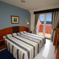 Das Foto wurde bei Hotel Spa Nanin Playa, Sanxenxo von Francisco G. am 3/9/2012 aufgenommen