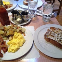 Снимок сделан в The Breakfast Club &amp;amp; Grill пользователем Erika M. 7/22/2012