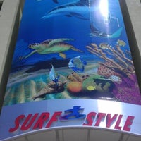 รูปภาพถ่ายที่ Surf Style โดย Kyle L. เมื่อ 9/3/2012