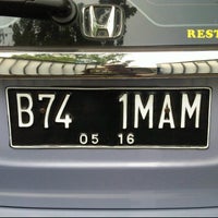 Photo taken at Suranta Jaya Car Wash by Imam B. on 12/25/2011