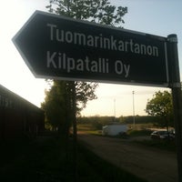 Photo taken at Tuomarinkartanon Kilpatalli by Teemu A. on 5/23/2012