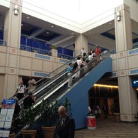 Снимок сделан в Tampa Convention Center пользователем Steve H. 8/29/2012