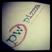 รูปภาพถ่ายที่ PW Pizza โดย John C. เมื่อ 7/25/2012