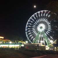 Foto tomada en Parko Paliatso Luna Park  por Anna A. el 7/1/2012