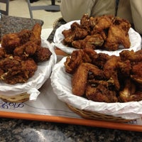 Photo taken at Star Chicken by Emerson D. on 6/8/2012