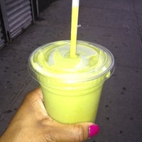 Photo taken at Jus Juice by Social Butterfly Z on 5/31/2012