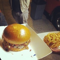 Photo taken at Rounds Premium Burgers Truck by Kris F. on 4/8/2012
