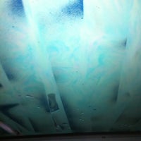 3/16/2012 tarihinde Nic K.ziyaretçi tarafından Cascades Car Wash'de çekilen fotoğraf