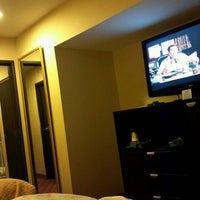 Das Foto wurde bei La Quinta Inn &amp;amp; Suites Russellville von uncle s. am 5/13/2012 aufgenommen