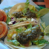 Photo taken at Senor Grandes Fresh Mexican Grill by Michael L. on 6/5/2012