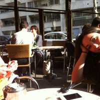 3/23/2012 tarihinde Mehdi M.ziyaretçi tarafından Café Lamartine'de çekilen fotoğraf