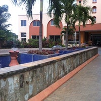 Foto tirada no(a) African Regent Hotel por Fiifi Ransford P. em 5/14/2012