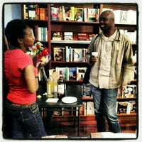 Photo taken at boulevard books &amp;amp; cafe by ᴡ G. on 6/14/2012