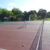 Photo taken at Kelsey Park Tennis Court by Robot G. on 7/29/2012