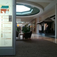 payless west towne mall